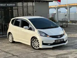 RAREE!! KM 81.000 PAJAK 6/2026 HONDA JAZZ RS GE8 2014 SUPER ANTIK