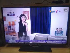 POLYTRON  LED 40 IN ANALOG