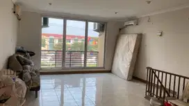 Disewakan Ruko 3 Lantai Harapan Indah Patung Kuda Harmoni