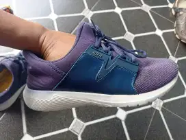 Sepatu Aerosteeet uk 41