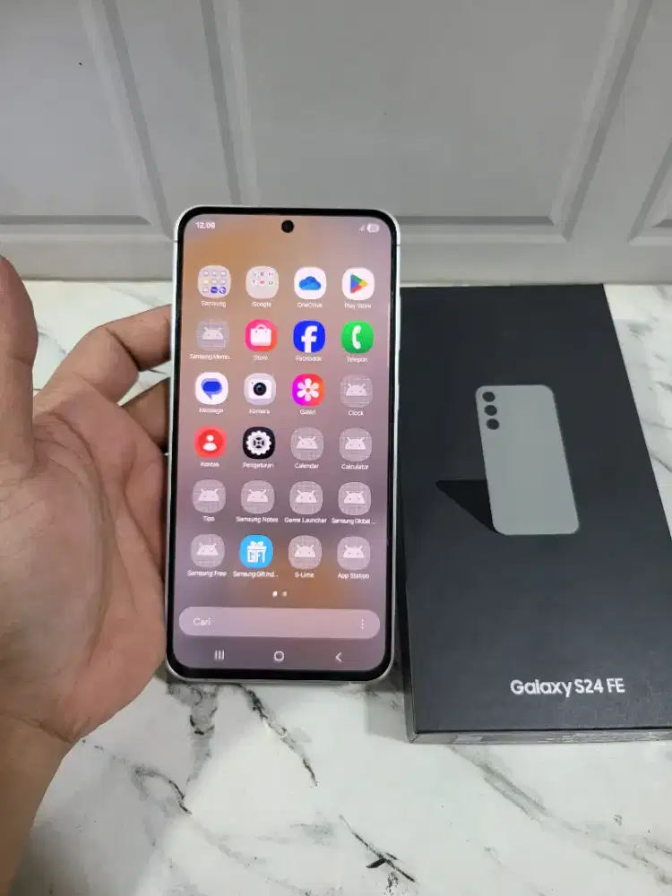 Samsung s24 fe 5G ram 8/256 gb lengkap