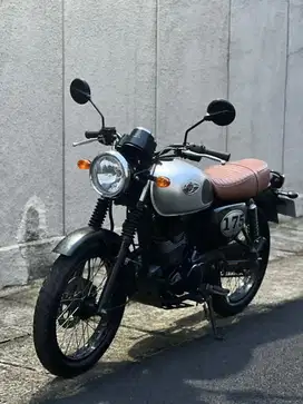 Kawasaki W 175 LOW KM