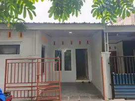 Jual Rumah Siap Huni, minimalis strategis dekat jalan raya dan pasar