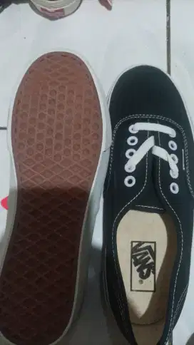 Sepatu VANS kw made in china