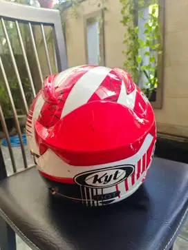 Helm KYT R10 Original (M) – Kondisi 85 - 90% Jarang Pakai