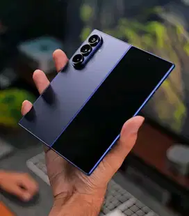SAMSUNG Z FOLD 7 RAM 12/512GB