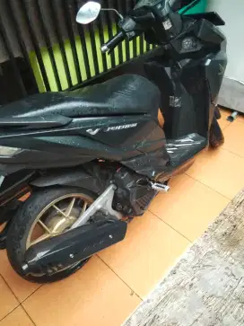 Dijual cepat motor Honda Vario 2017 150cc pajak mati 2bln kaleng 2027