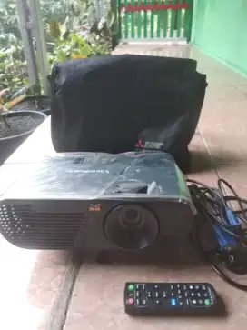 Proyektor ViewSonic PJD5153