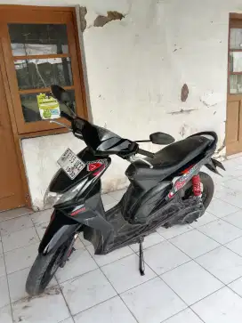 Honda Beat karbu tahun 2010 pjk isi panjang