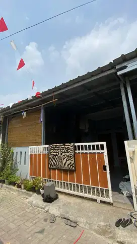 Dijual secepat mungkin rumah dengan LT 66m AJB