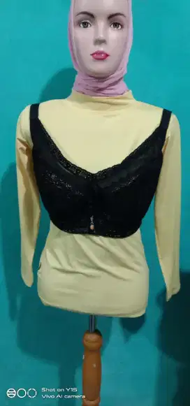 Bra hitam ,  kuat dan kencang no 36-38 untuk pinggang kecil