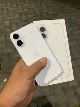 Iphone 16 128 ibox fullset garansi aktif panjang