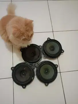 Speaker Nissan march bekas