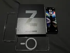Samsung z fold 3 silver 12/256gb single sim 5G+ fullset resmi BEACUKAI