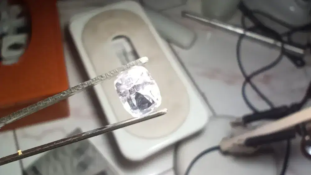 Natural Pink Kunzite (Spodumene) 1.30 Ct Langka Sangat Mewah