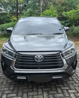 Innova Reborn type V Diesel Matic Warna Abu-abu