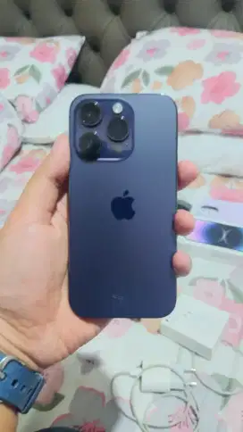 minat japri.Iphone 14 Pro 128 fullset.harga 11.5 jt nego.