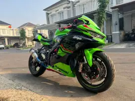 KAWASAKI ZX 4 RR