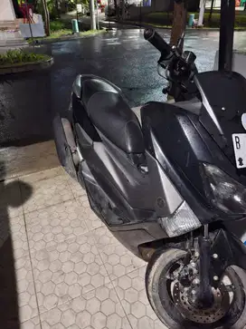 YAMAHA NMAX HITAM 2017