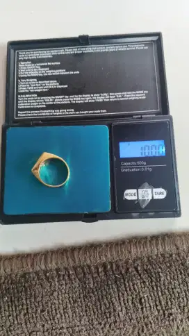 Jual Beli Emas Perak dan Berlian
