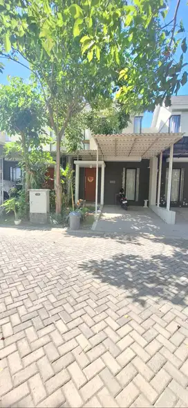 NORTH WEST LAKE CITRALAND SURABAYA