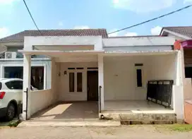 Rumah 800 jutaan area bintaro jombang hanya 300 meter stasiun KRL