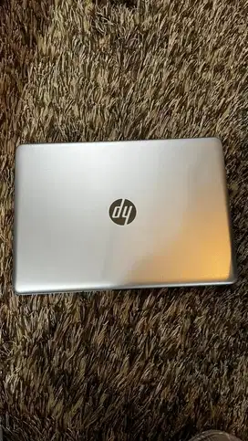 HP 14-bw0xx AMD A9 Radeon R5 | RAM 4GB | Bekas Mulus