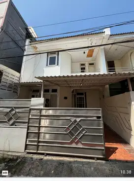 Disewa rumah semi Furnish Pondok Kelapa Jakarta timur