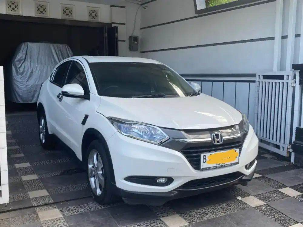 Jual mobil honda H RV th 2015