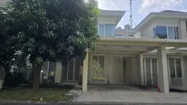 Rumah Pakuwon City Santiago Rosa MINIMALIS MODERN STRATEGIS