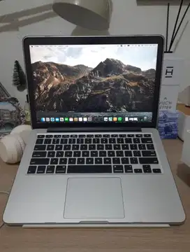 Macbook pro retina 13” tahun 2015