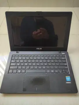 ASUS LAPTOP NOTEBOOK  X200CA INTEL CELERON CPU 1007U RAM 4GB/500GB