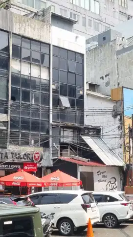 DISEWAKAN RUKO KAWASAN MELAWAI BLOK M KEBAYORAN BARU