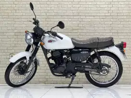 TERMURAH‼️ Kawasaki W175 2017 White Favorite - Mustika motor