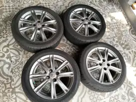 Velg dan Ban R16 OEM Yaris Vios
