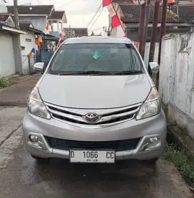 Toyota Avanza Tahun 2015 Tipe G Manual