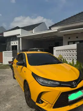 Toyota Yaris GR Sport At 2023 km 45 ribuan warna Hitam