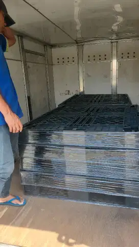 Pallet plastik bekas murah palet plastik kuat tahan lama