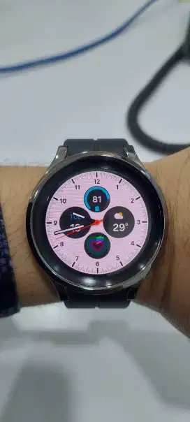 Galaxy Watch 5 Pro 45mm Titanium Safir