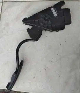 Sensor Gas/Accelerator Innova-Fortuner-Hilux