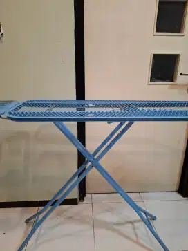 MEJA SETRIKA LIPAT