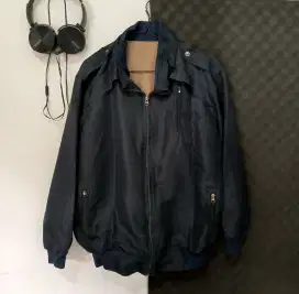 Dijual 2 Jaket Pria Ukuran M Kondisi Mulus