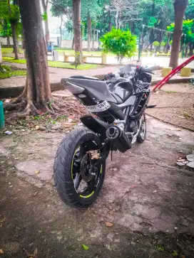 yamaha R15 ganteng full modif
