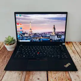 Laptop bekas LENOVO THINKPAD X13/Core i5-10210U RAM 8GB