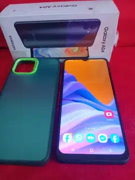 Samsung A04 ram 4gb+4/64gb layar ponu 6,5 lengkap mulus segel bonus