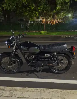 Kawasaki W175 SE blackstyle 2023