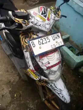 Dijual Motor Honda Beat Karbu