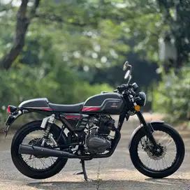 BENELLI MOTOBI 152 HITAM 2022 KM 4K PAJAK PANJANG SUPER MULUS