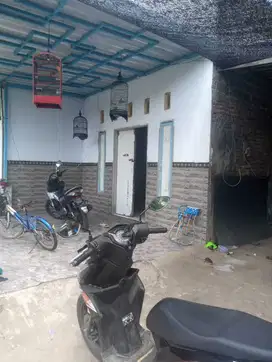 RUMAH DI KEDUNGPARI, MOJOWARNO JOMBANG