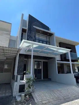 *Dijual Rumah Dian Istana Mocca Vrbana*